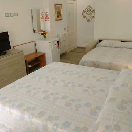 B&B Sweet Dreams Ντιάνο Μαρίνα Εξωτερικό φωτογραφία