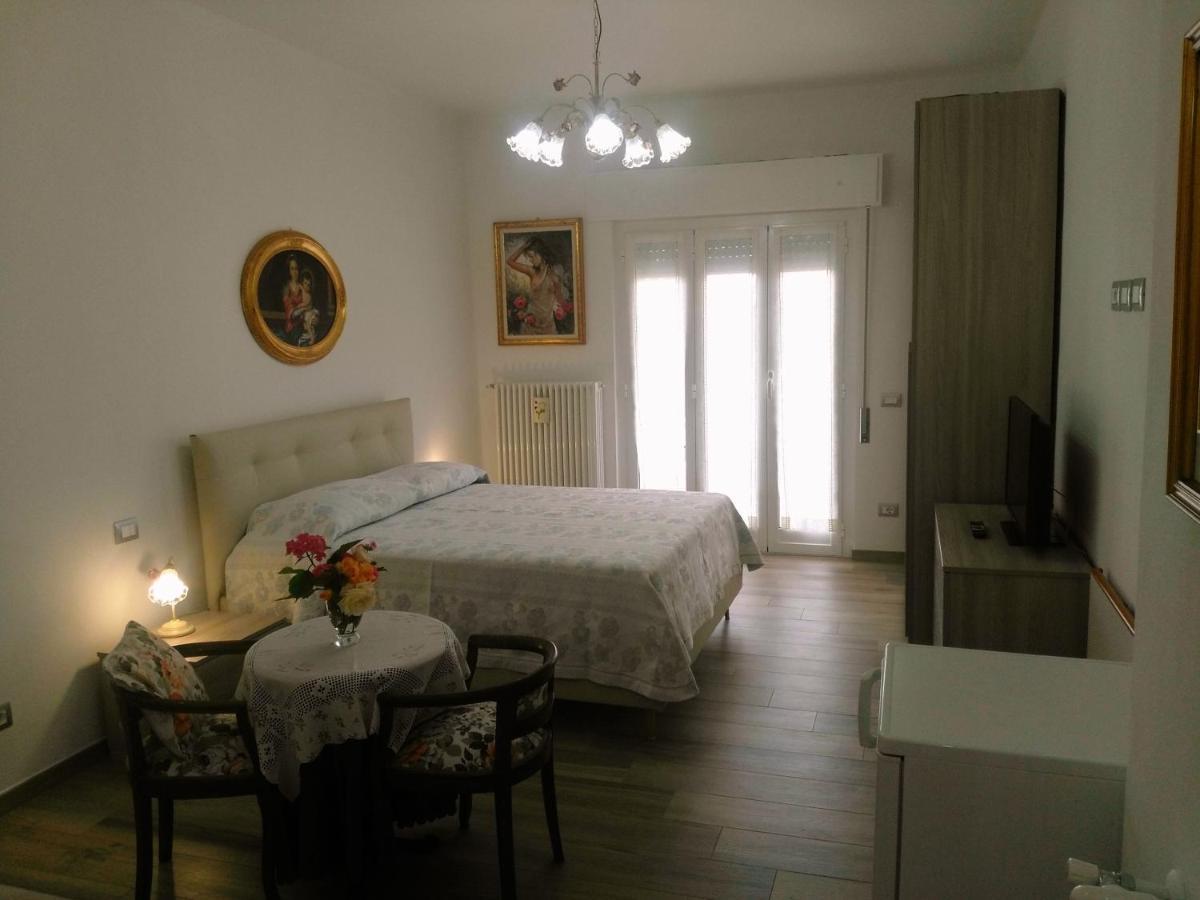 B&B Sweet Dreams Ντιάνο Μαρίνα Εξωτερικό φωτογραφία