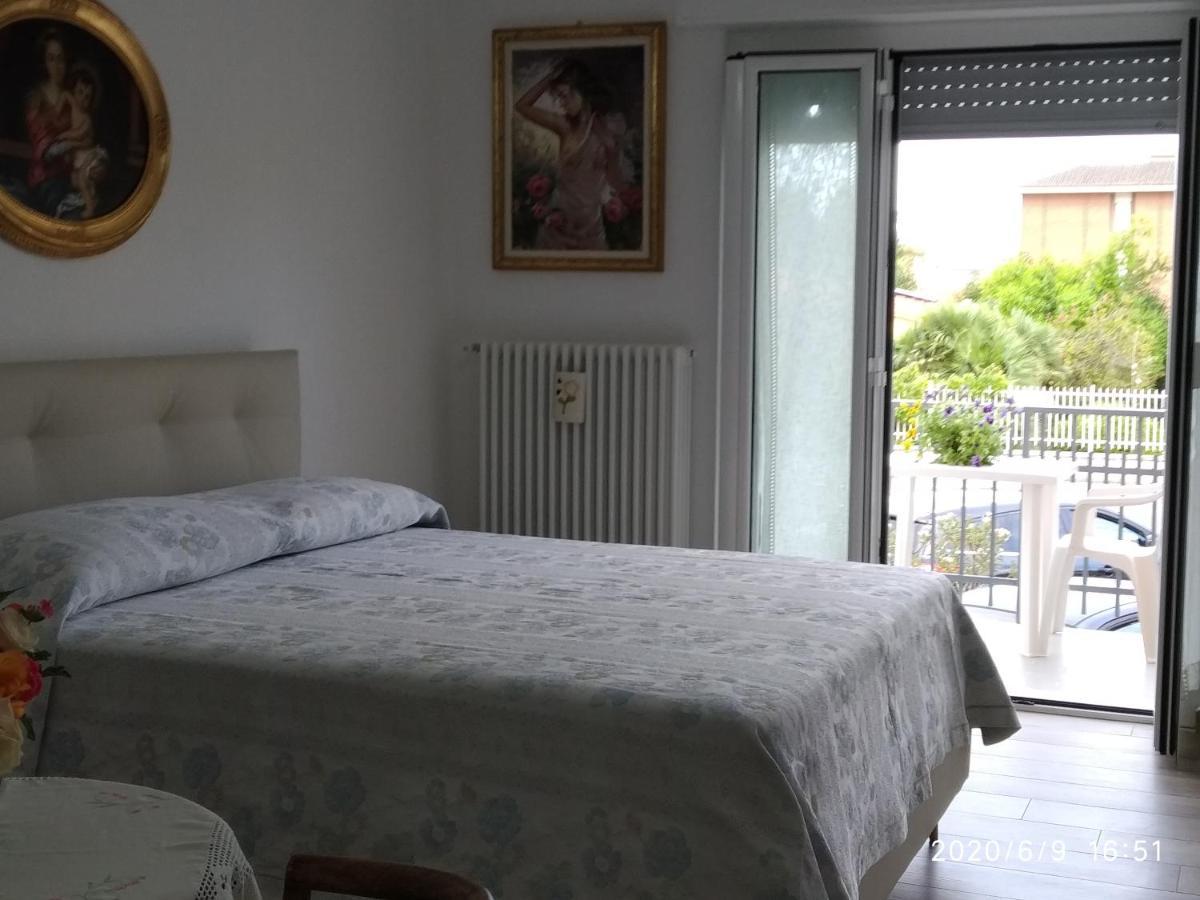 B&B Sweet Dreams Ντιάνο Μαρίνα Εξωτερικό φωτογραφία
